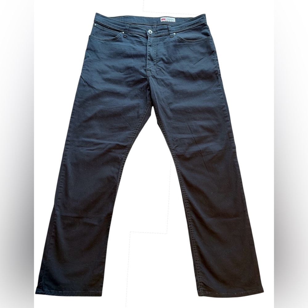 Wrangler Men's and Big Men's Straight Fit Jeans with Flex Size 36X30